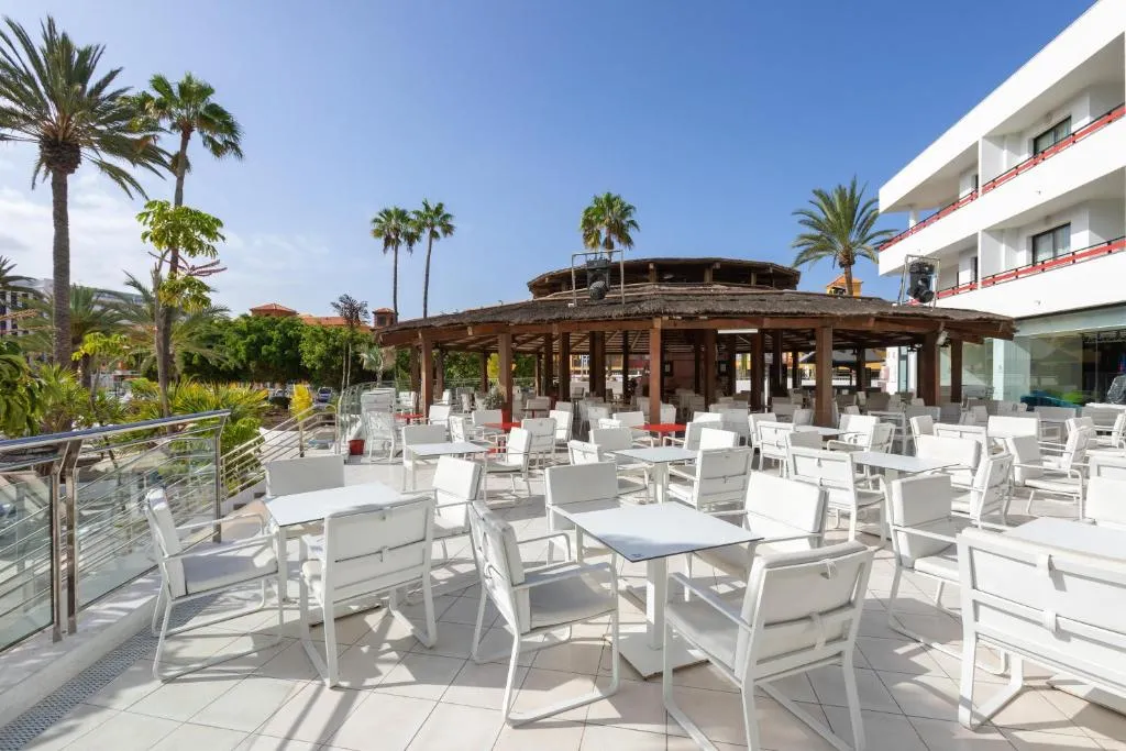 Image 2 of Alexandre Hotel La Siesta