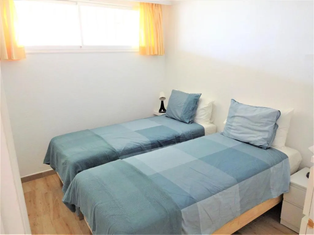 Image 5 of Amazing sunny apartment, free WIFI, international channels and VoD, center of Las Americas