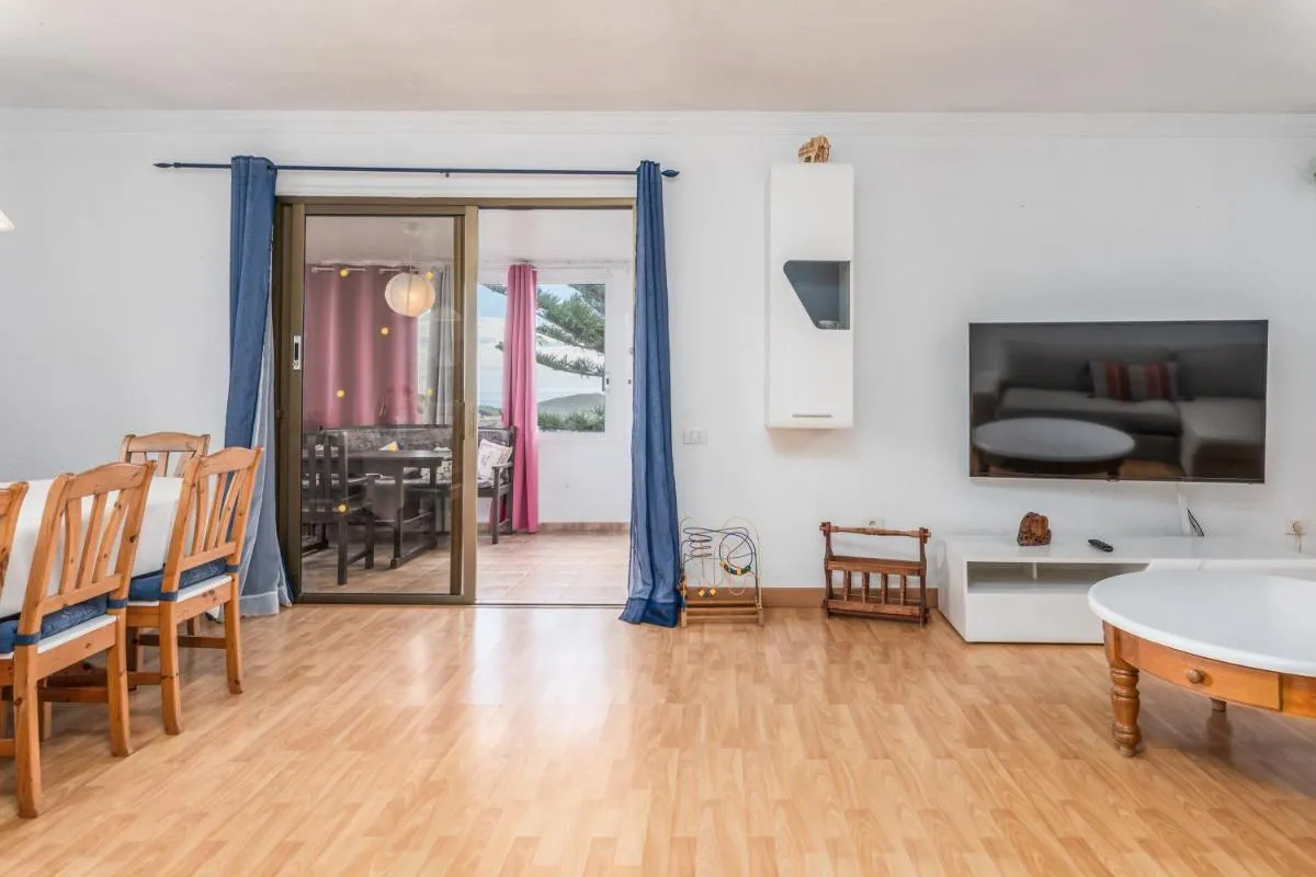 Image 2 of Casa Oroteanda