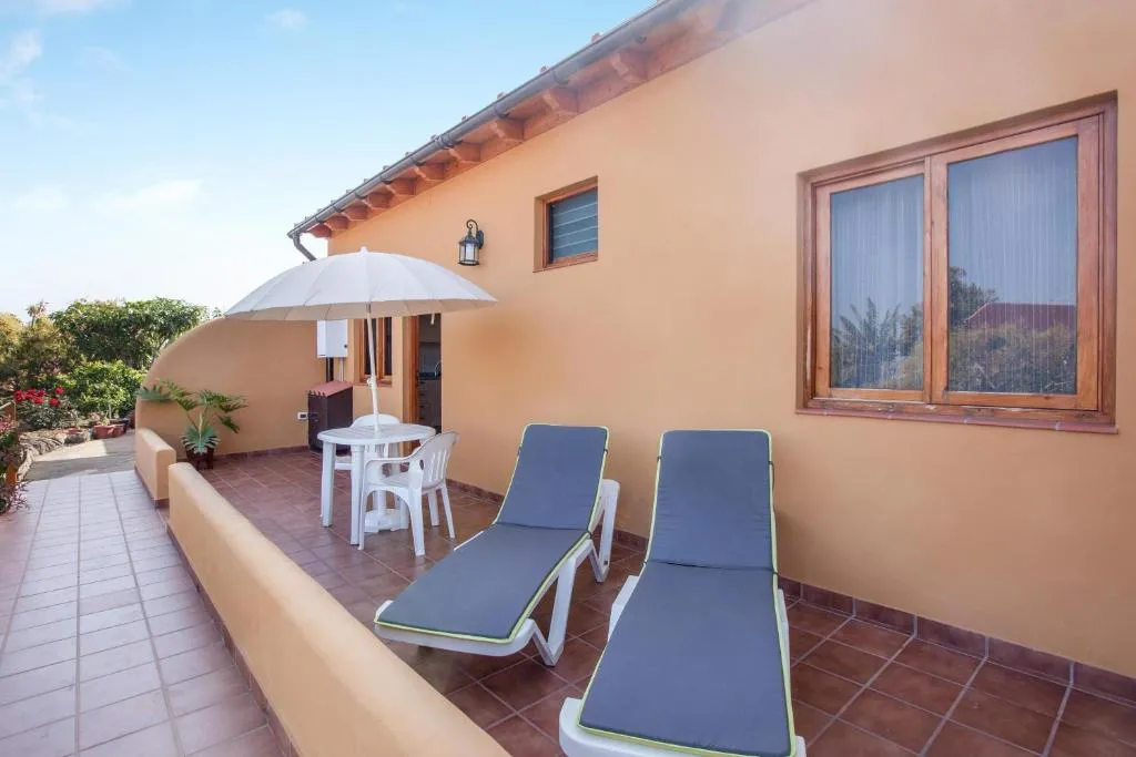 Image 2 of Casa Quemahierro 2