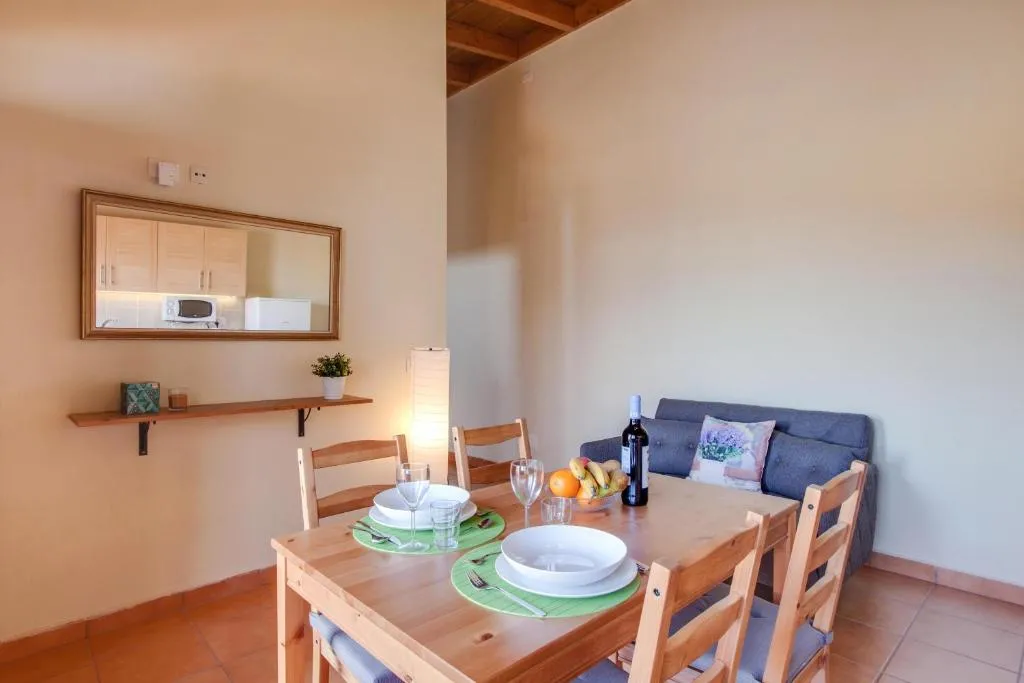 Image 6 of Casas Quemahierro