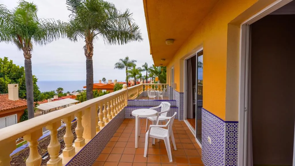 Image 1 of Coral La Quinta Park Suites