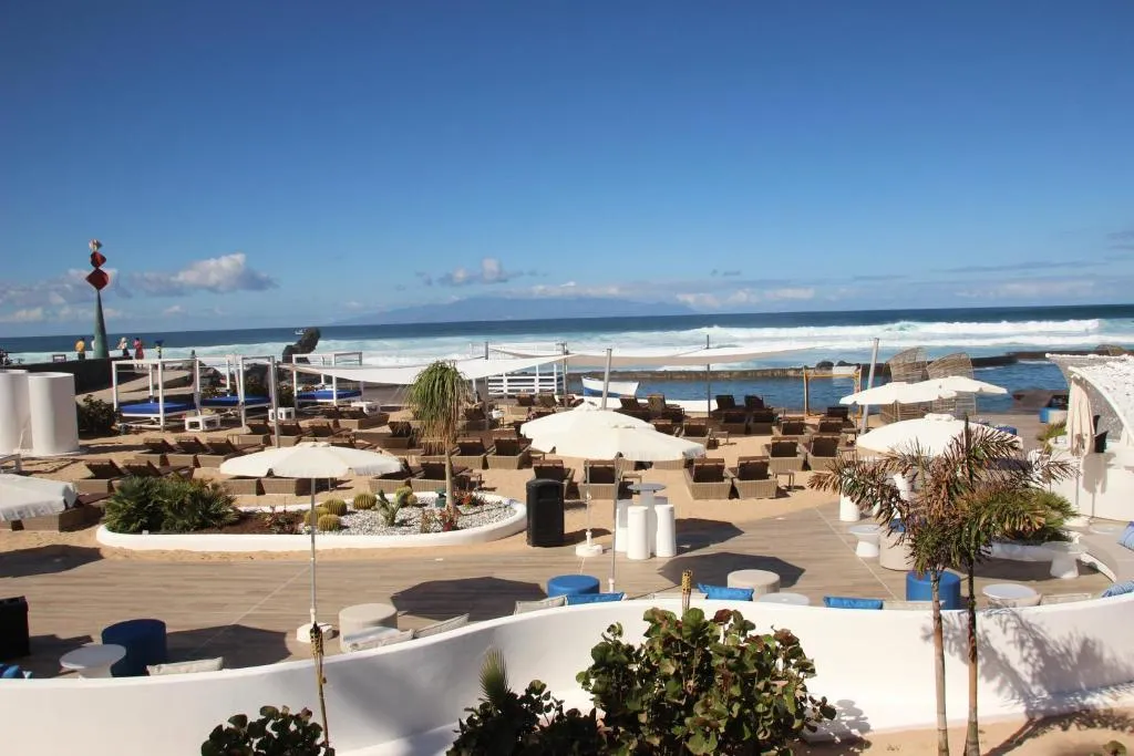 Image 1 of Europe Villa Cortes GL