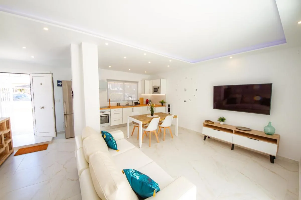 Image 4 of Green Point 3 bed holiday House
