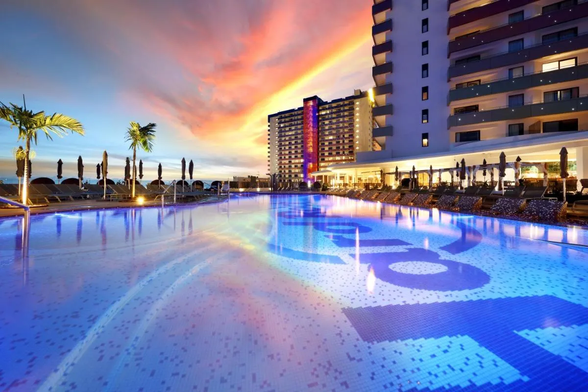 Image 3 of Hard Rock Hotel Tenerife