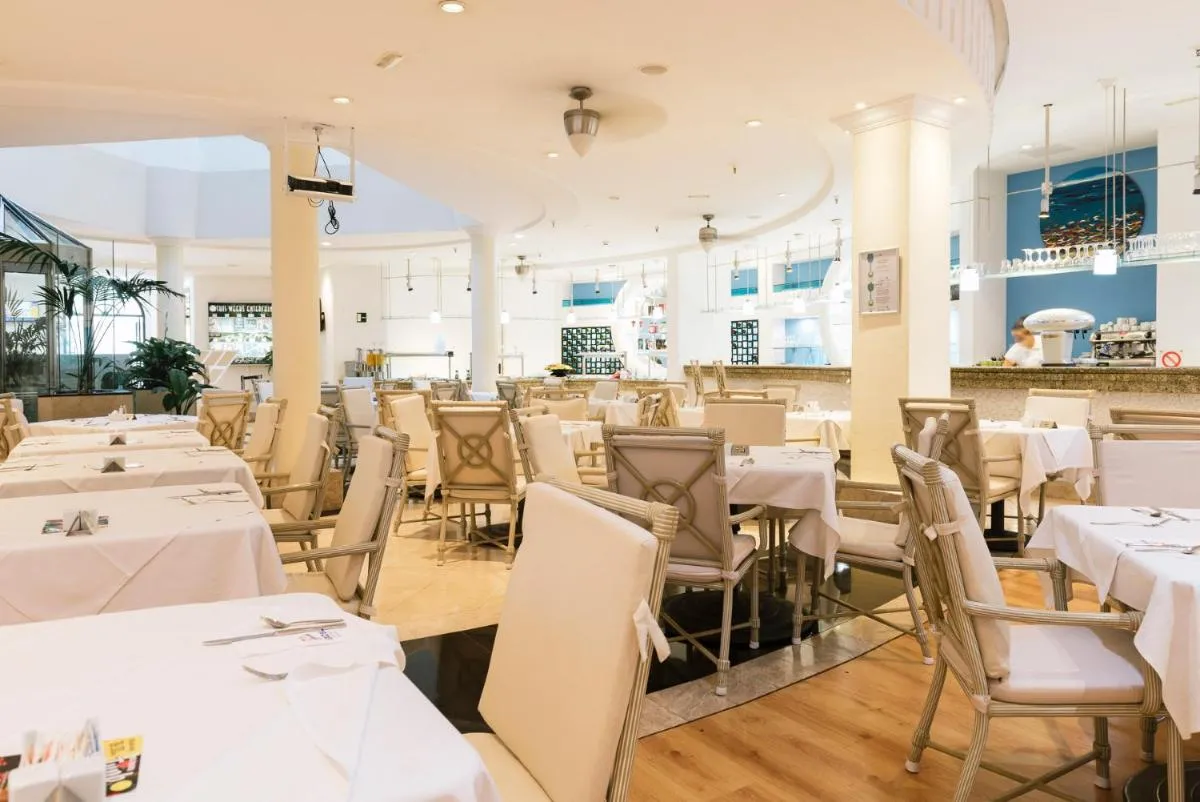 Image 3 of Hollywood Mirage – Excel Hotels & Resorts