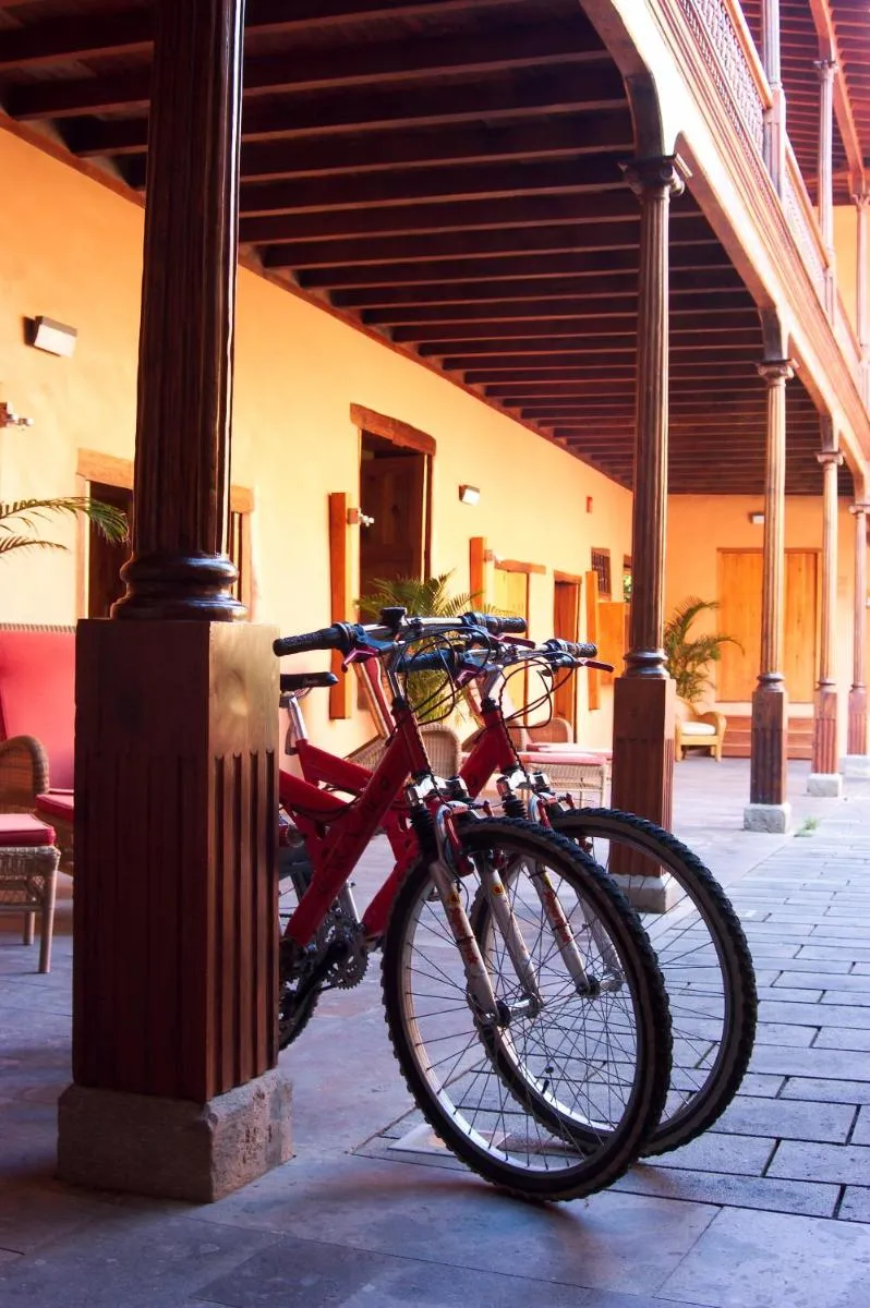 Image 4 of Hotel LIVVO La Quinta Roja