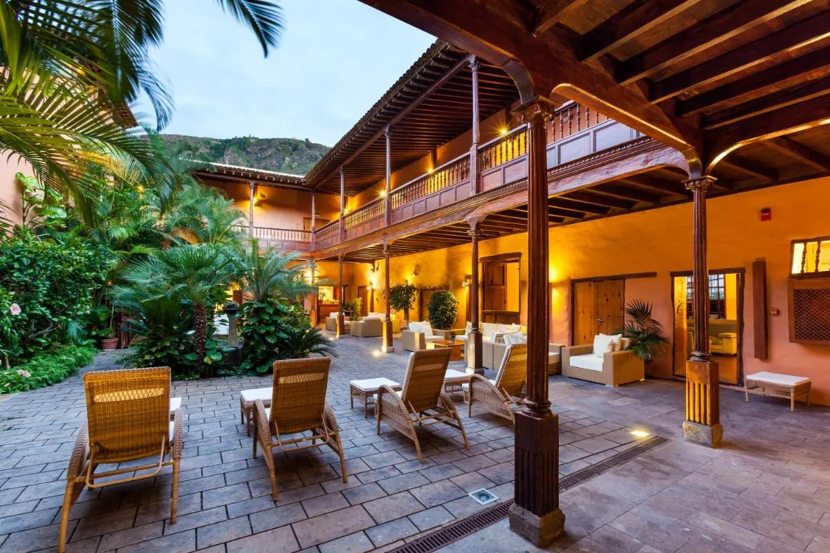 Image 5 of Hotel LIVVO La Quinta Roja