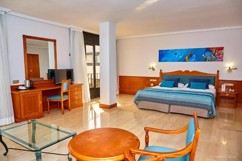 Image 2 of Hotel Zentral Center – Adults only