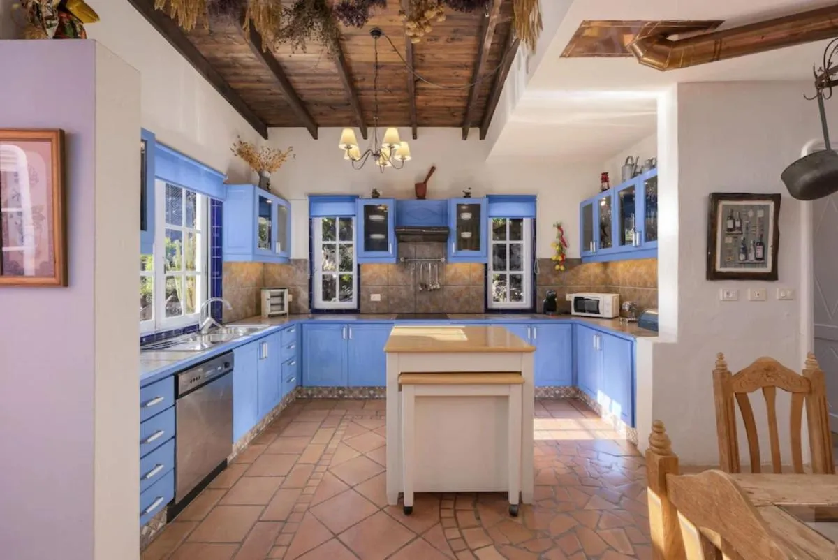 Image 4 of Karat Hacienda Miranda