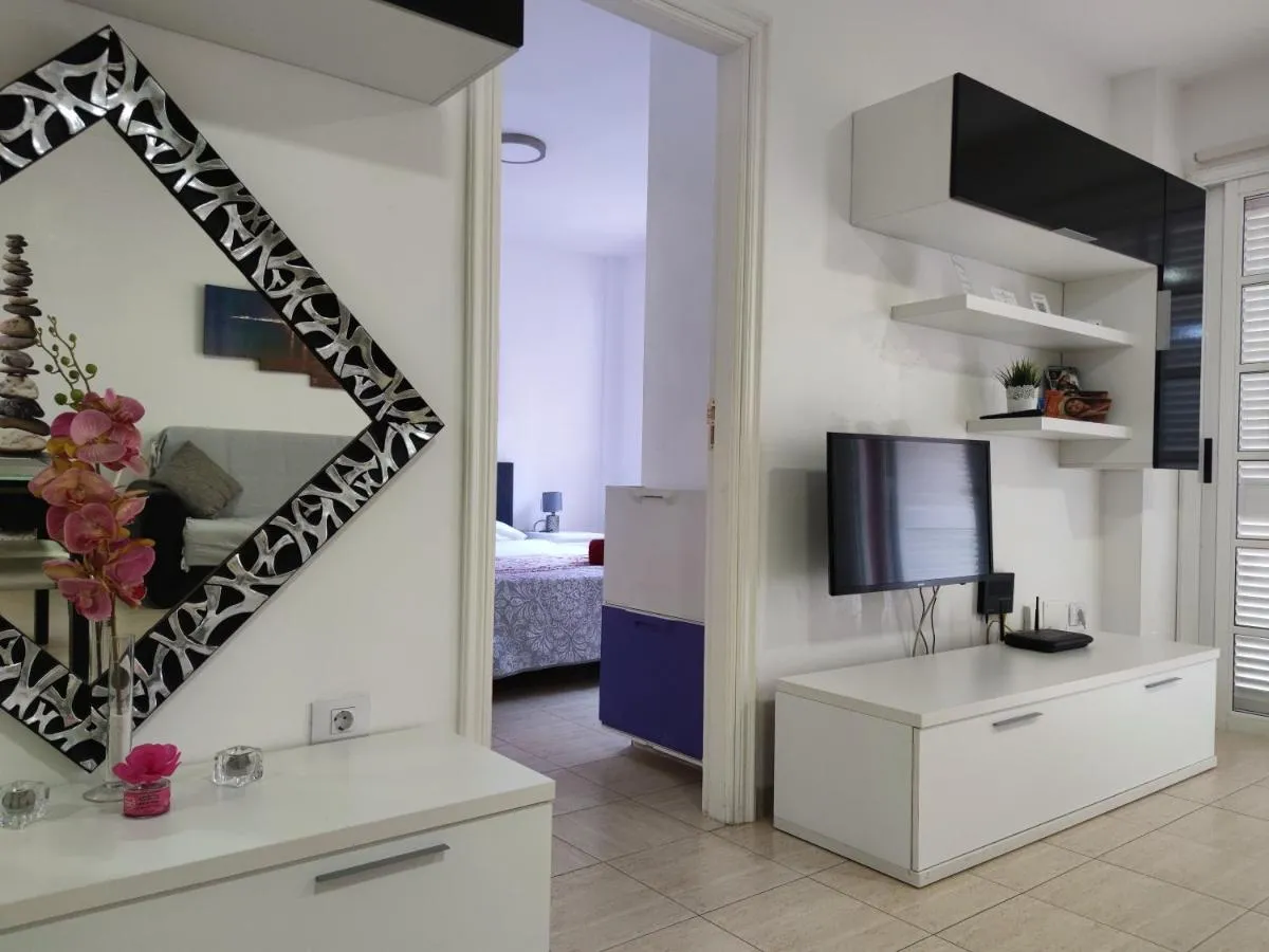 Image 4 of Los Cristianos – heated swimming pool air-conditioned