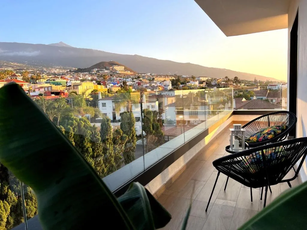 Image of Lujoso Apartamento completo, Piscina, Terraza con vistas al Teide