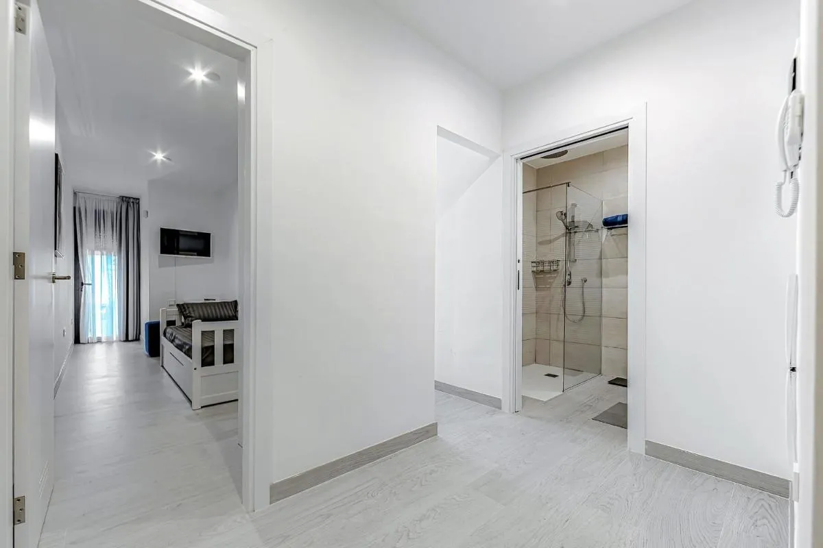 Image 2 of Luxury 2bedroom apartment on San Juan Beach