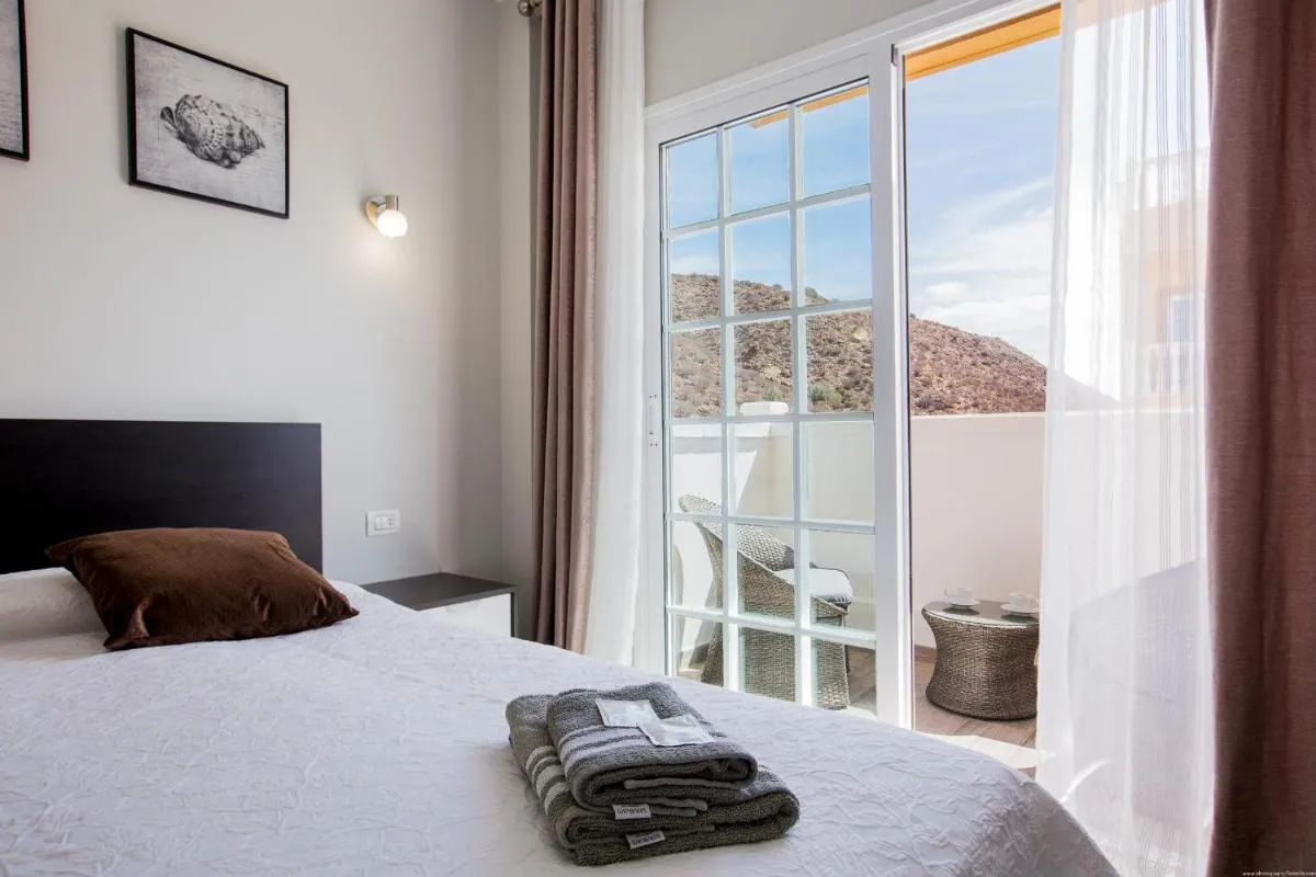 Image 1 of Palm Mar de LUX A32