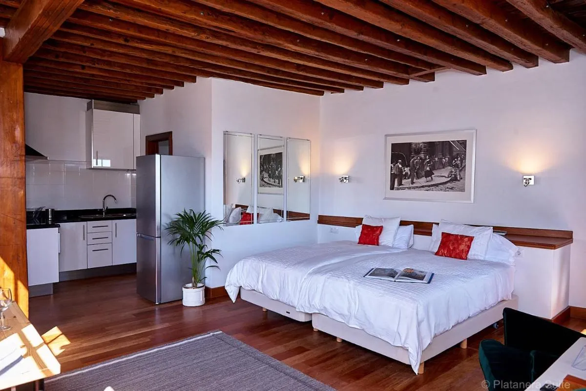Image 4 of Platanera Suites
