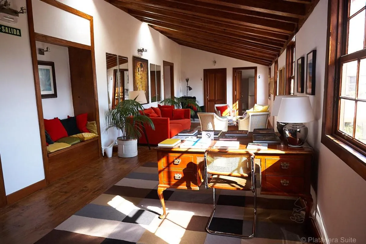 Image 2 of Platanera Suites
