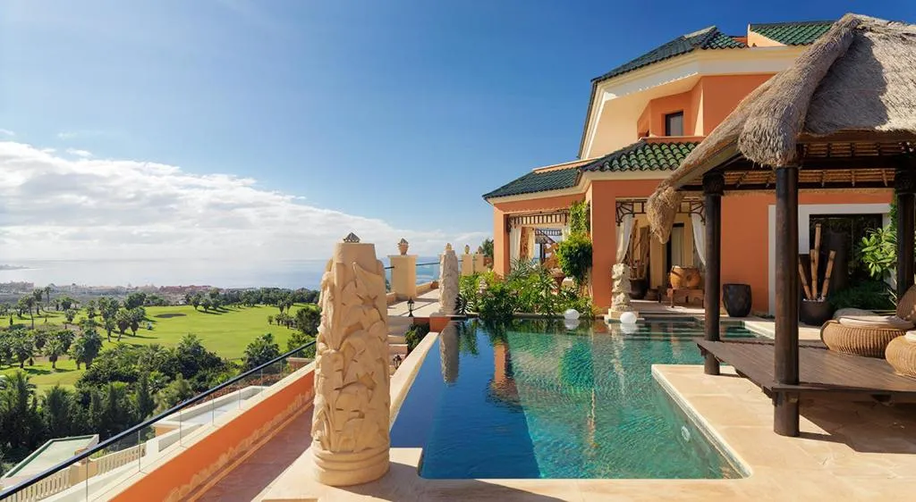 Image 1 of Royal Garden Villas, Luxury Hotel