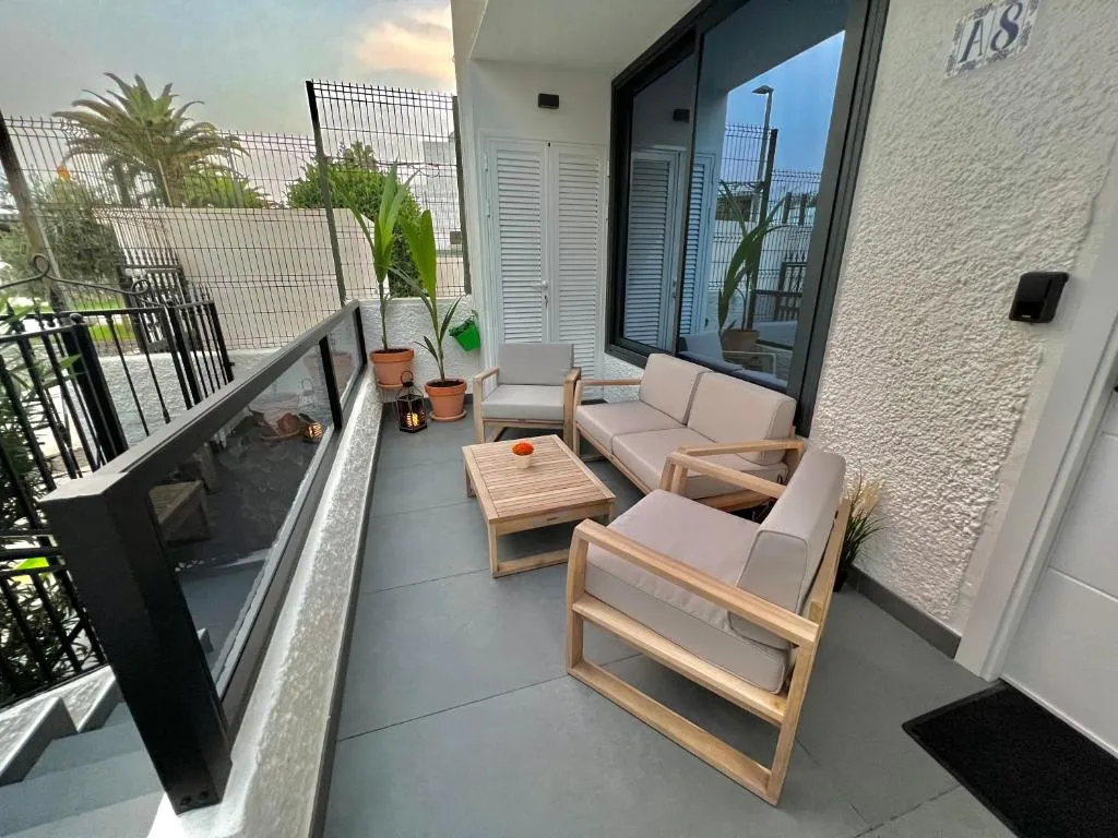 Image 1 of Silver & Brownie, Nuevo apart cerca de la Playa