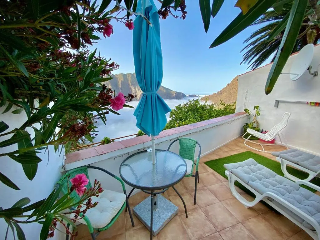 Image 1 of Sweet Home Masca