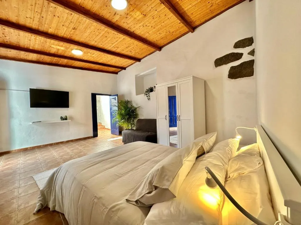 Image 4 of Teresitas Beach Escape Apartment