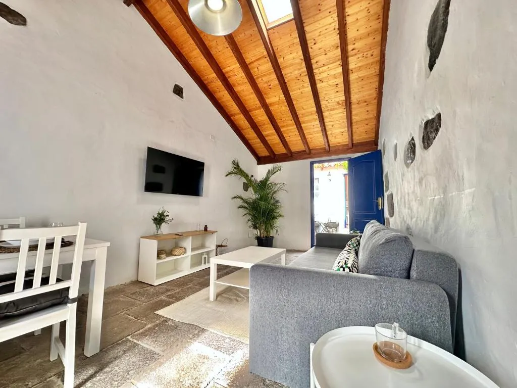 Image 6 of Teresitas Beach Escape Apartment