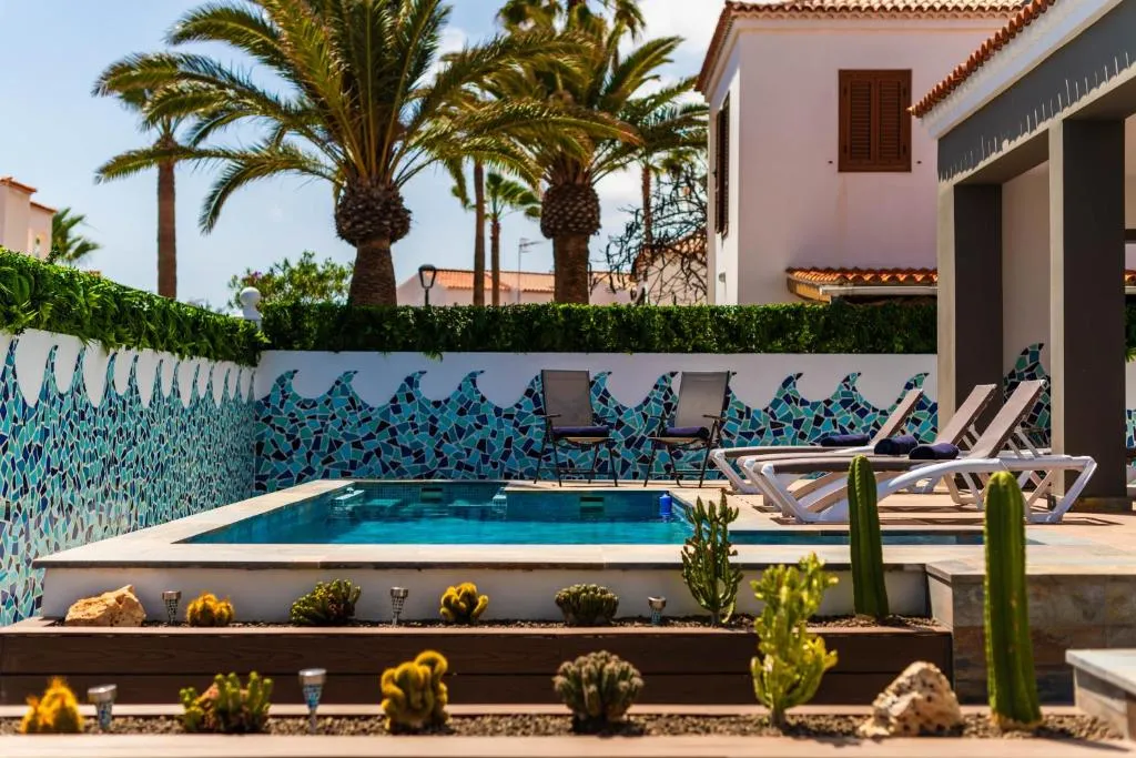 Image 4 of Villa De Marcos