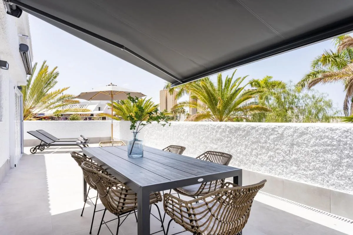 Image 6 of 141 VILLA URBANIA Atico Deluxe By Sunkeyrents