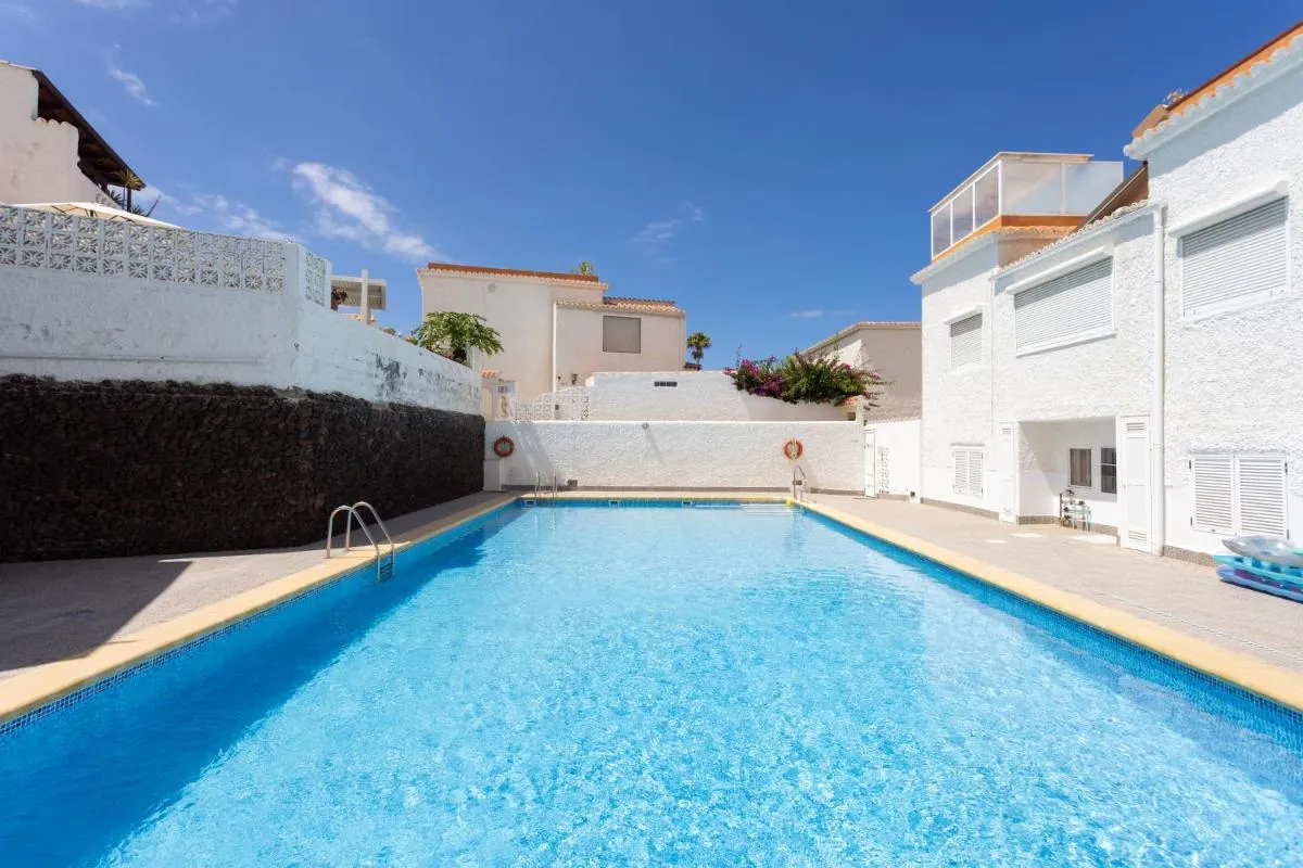Image 2 of 141 VILLA URBANIA Atico Deluxe By Sunkeyrents