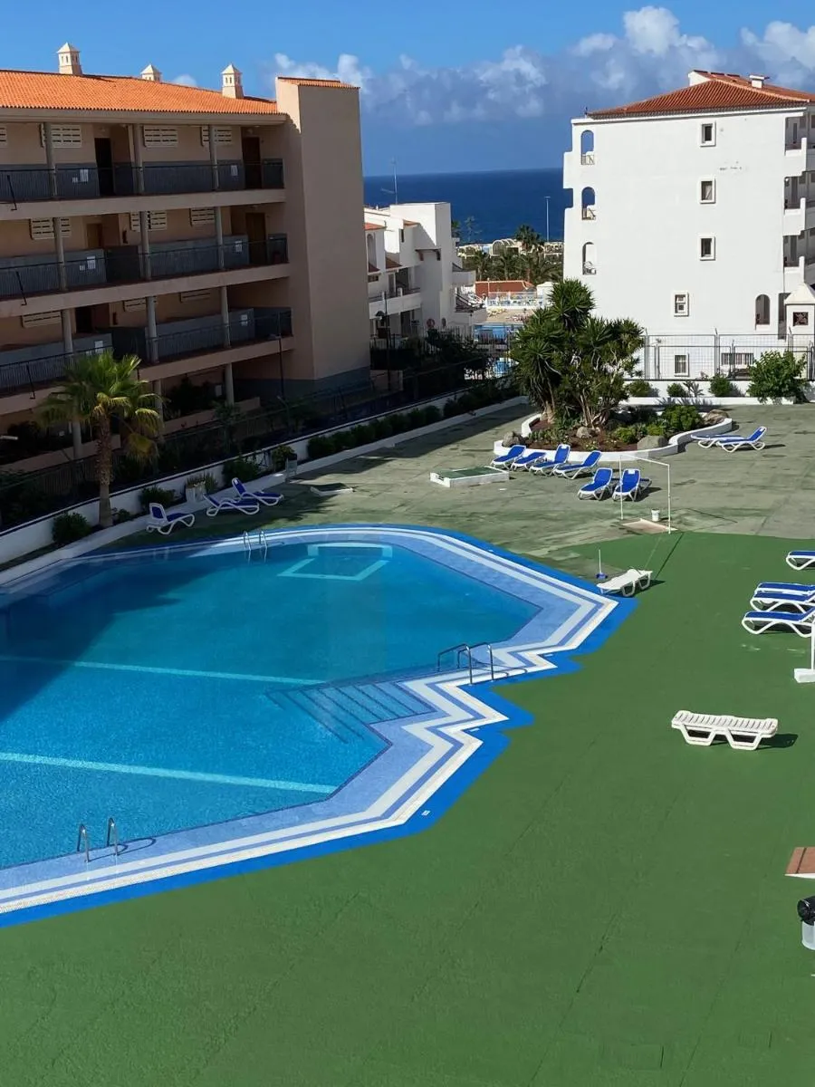 Image 2 of Aloha Summerland Vip Studio Sea & Pool View