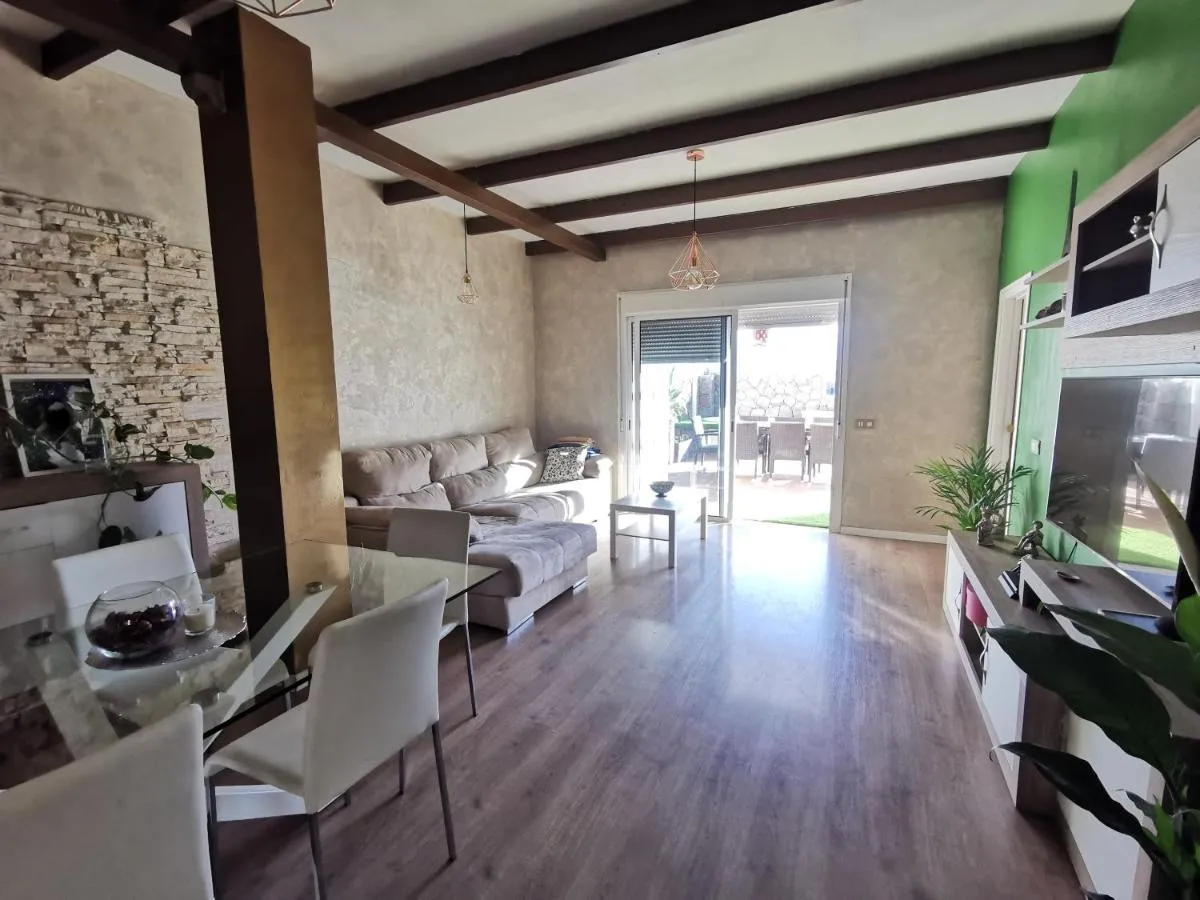 Image 2 of Apartamento con Vistas al mar y jacuzzi privado