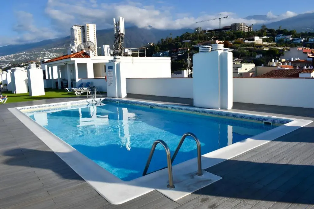 Image of Apartamento en Puerto de la Cruz con vistas a la ciudad by Alterhome