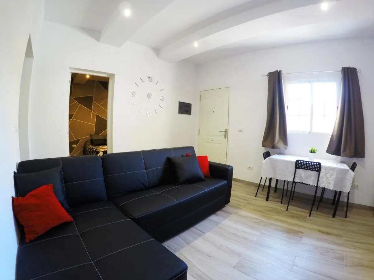 Image 4 of Apartamentos Ainara