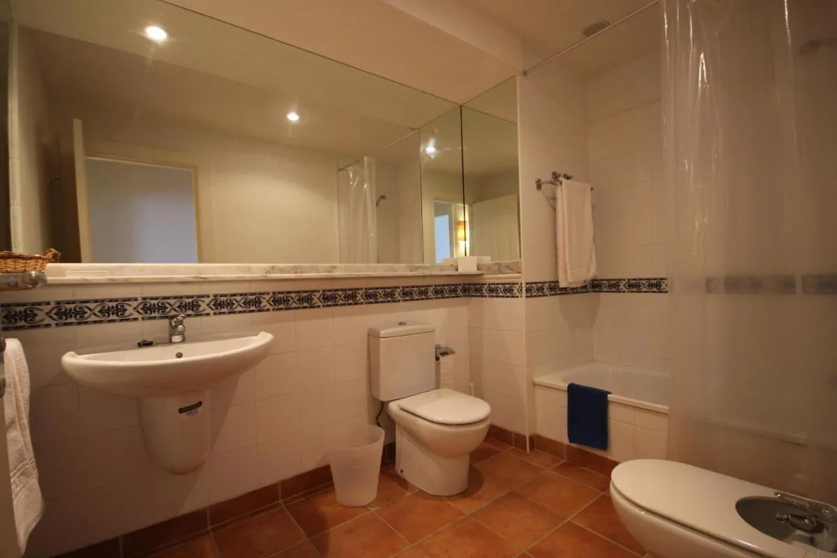 Image 2 of Apartamentos Alegro