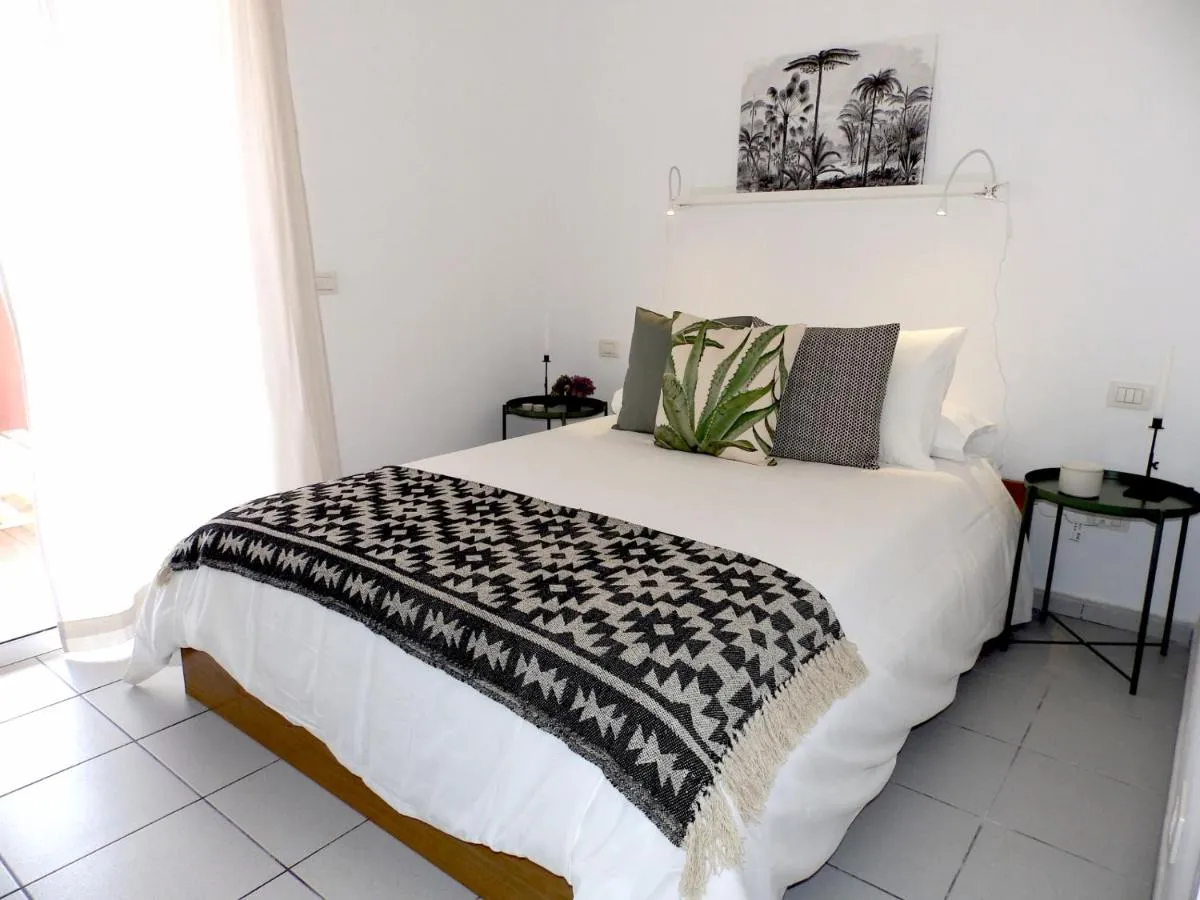 Image 6 of Apartamentos Medano – Duplex Sea Views