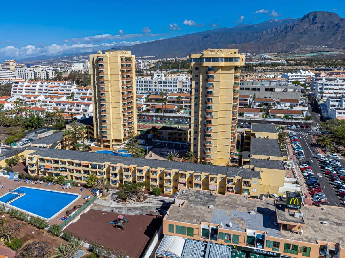 Image 2 of Apartamentos en Torres del Sol