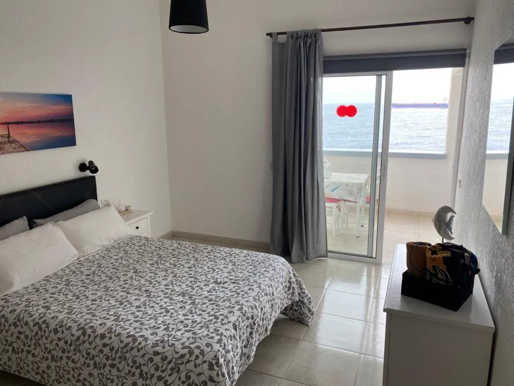 Image 6 of Apartamentos playa chica / playa las gaviotas