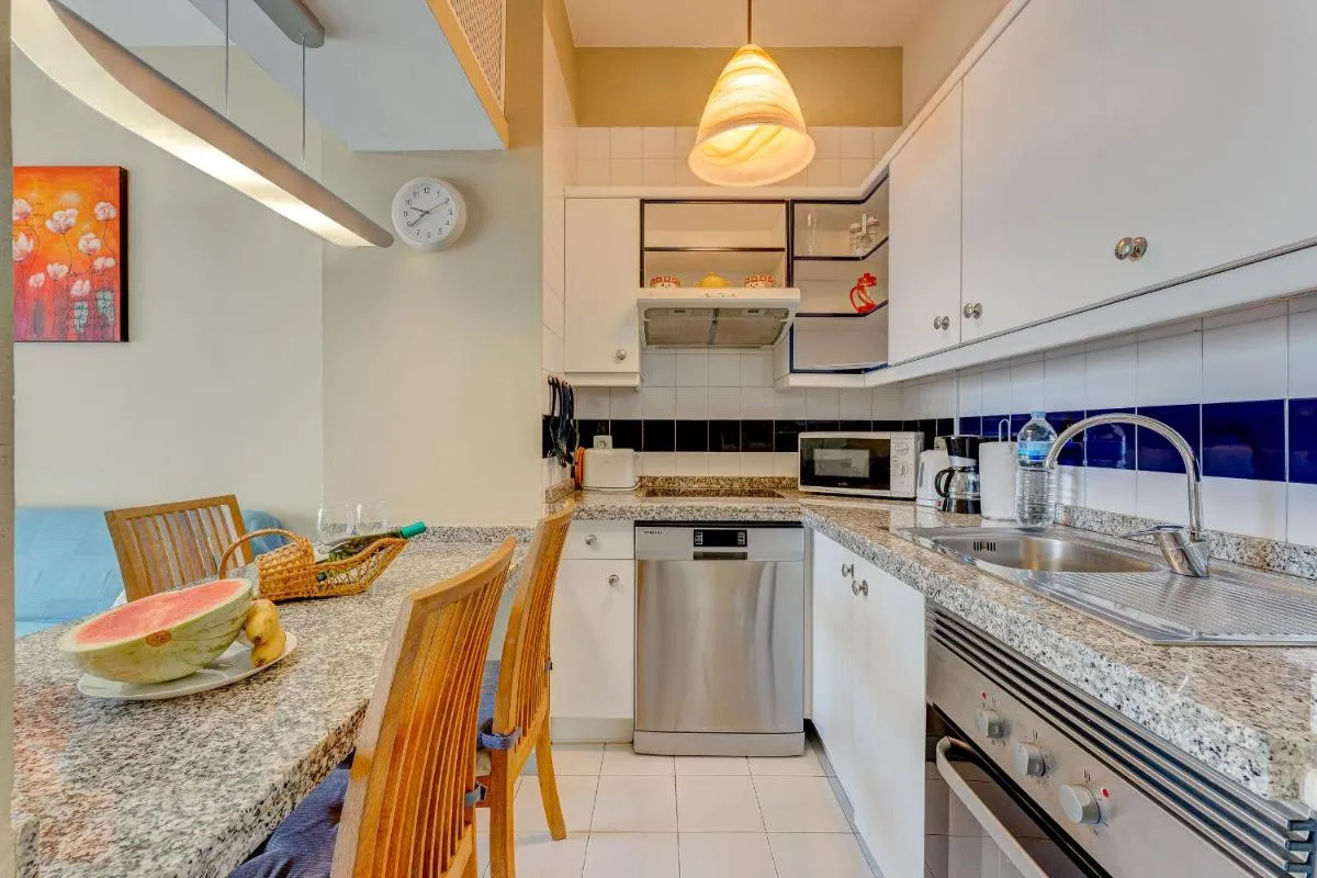 Image 4 of Apartment in Yucca park