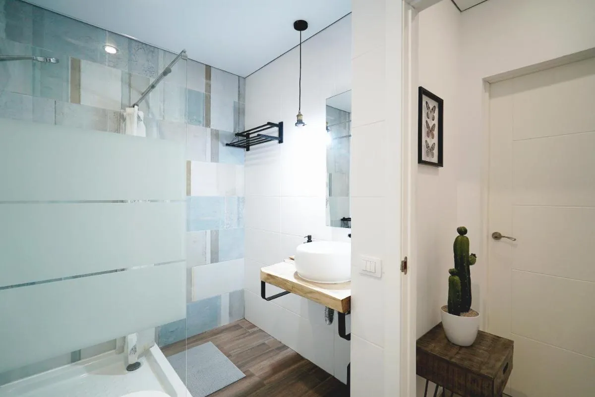 Image 2 of Apartment in central Los Cristianos