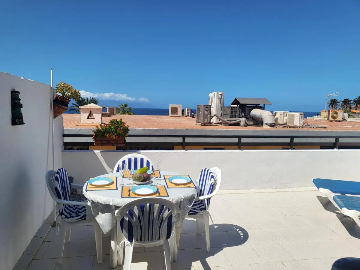 Image 1 of Arena Sol by HelloApartments