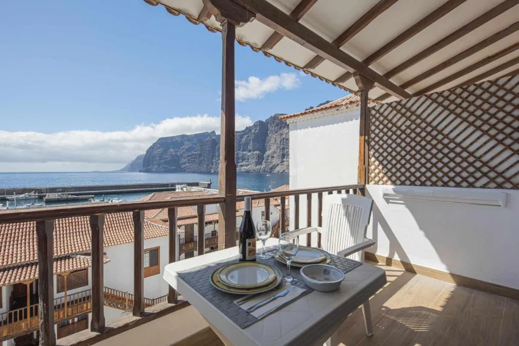 Image of Ático Los Gigantes VistasWIFI 600 Mbps Playa