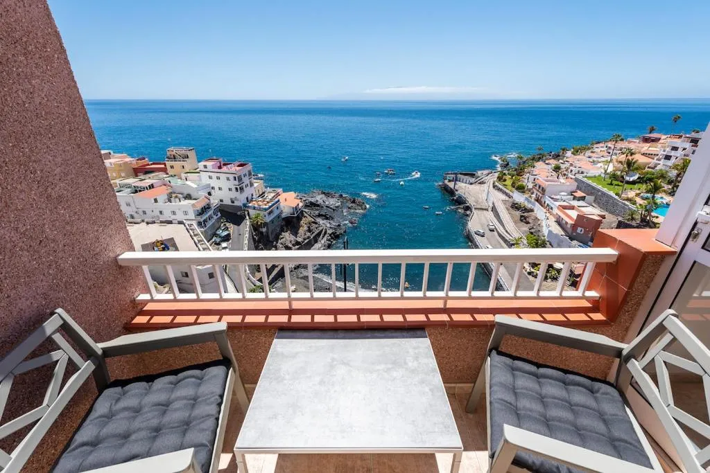 Image of Bahia cozy ocean view suite