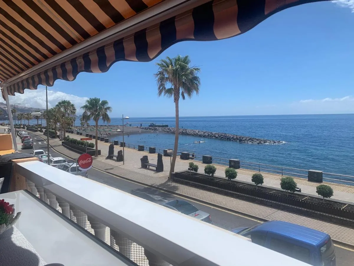 Image 6 of Caletillas Home