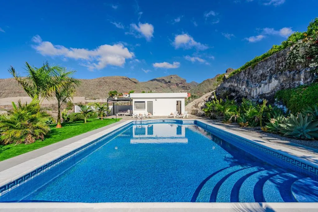 Image of Cliff Haven Sea View Apartment – Adults Only
