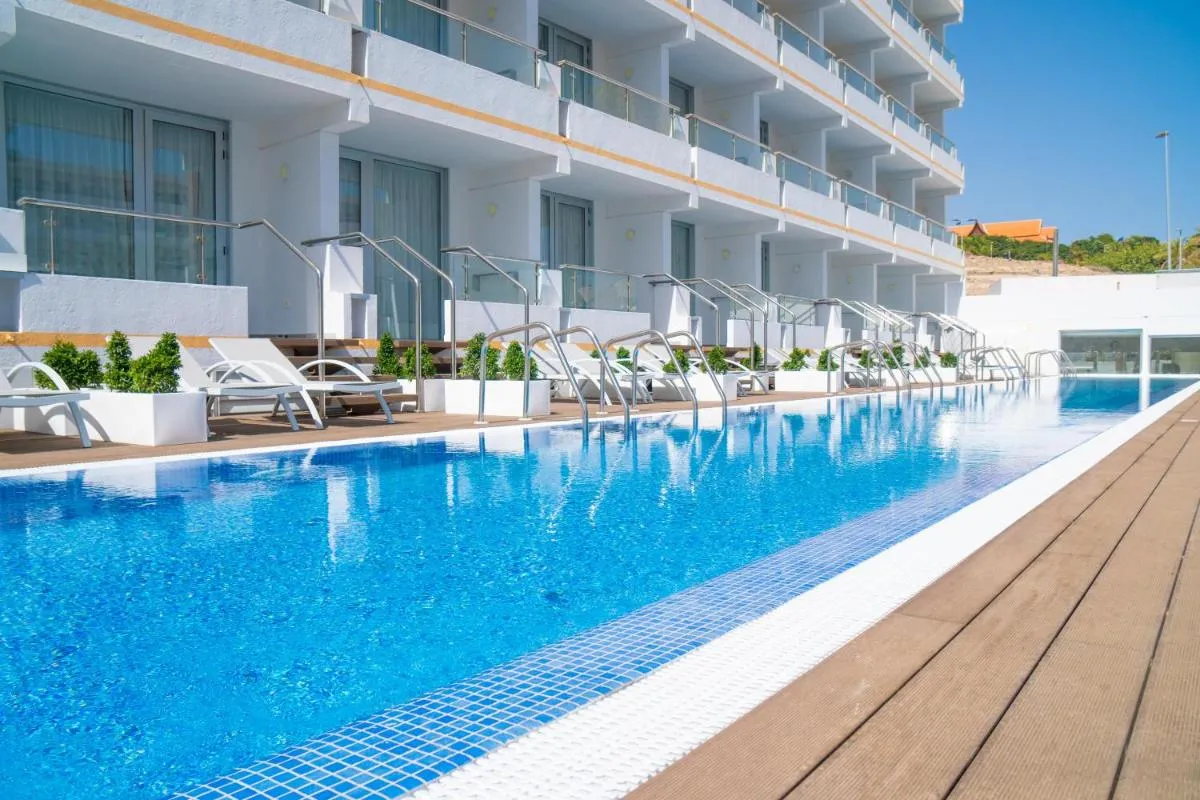 Image 3 of Coral Ocean View – Adults Only