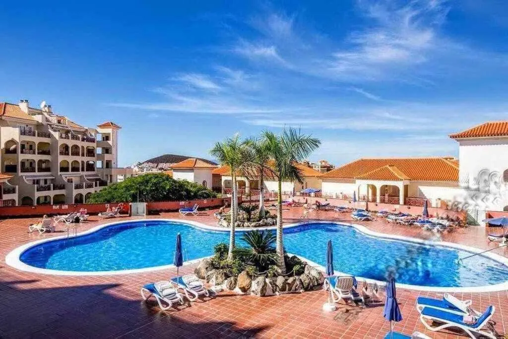 Image of Dinastia D201 by Tenerife Rental & Sales