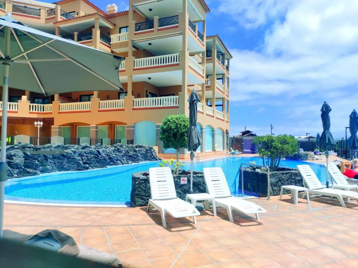 Image 3 of El Nautico Suites, the beachfront Paradise