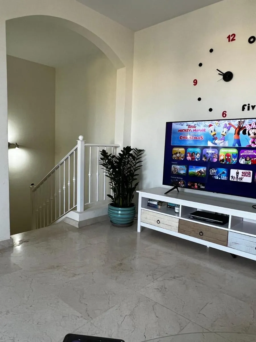 Image 6 of Elegant Palm Mar Apartment