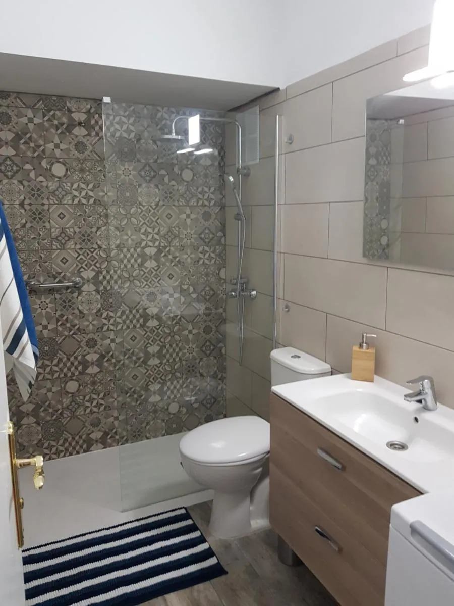 Image 2 of En Primera línea de mar y piscina – Apartamento AZUR – El Ancla – Callao Salvaje – COSTA ADEJE