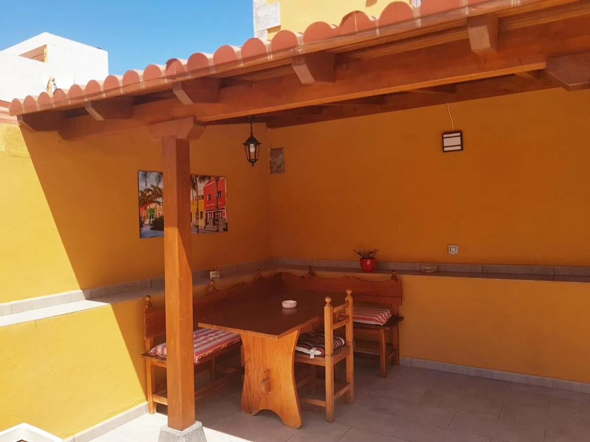 Image 2 of Estudio nuevo con baño, cocina y gran terraza