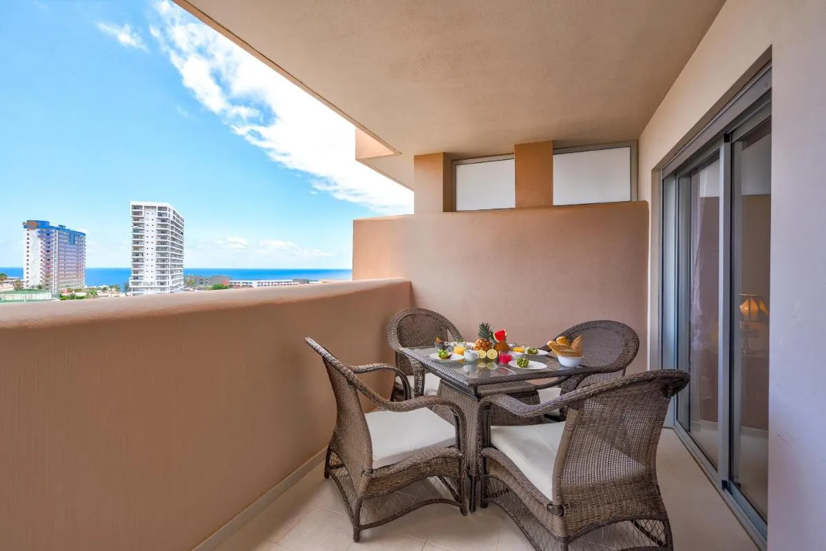 Image 6 of Gina s Sun Terrace